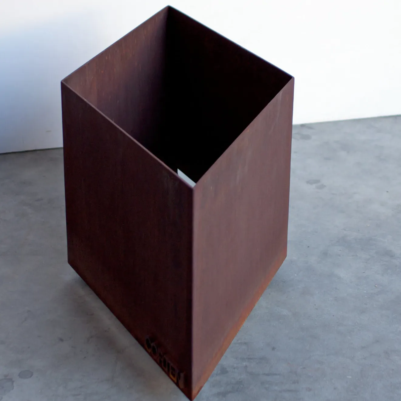 Marco Gaviraghi Calloni 89,1 Portavaso in acciaio corten