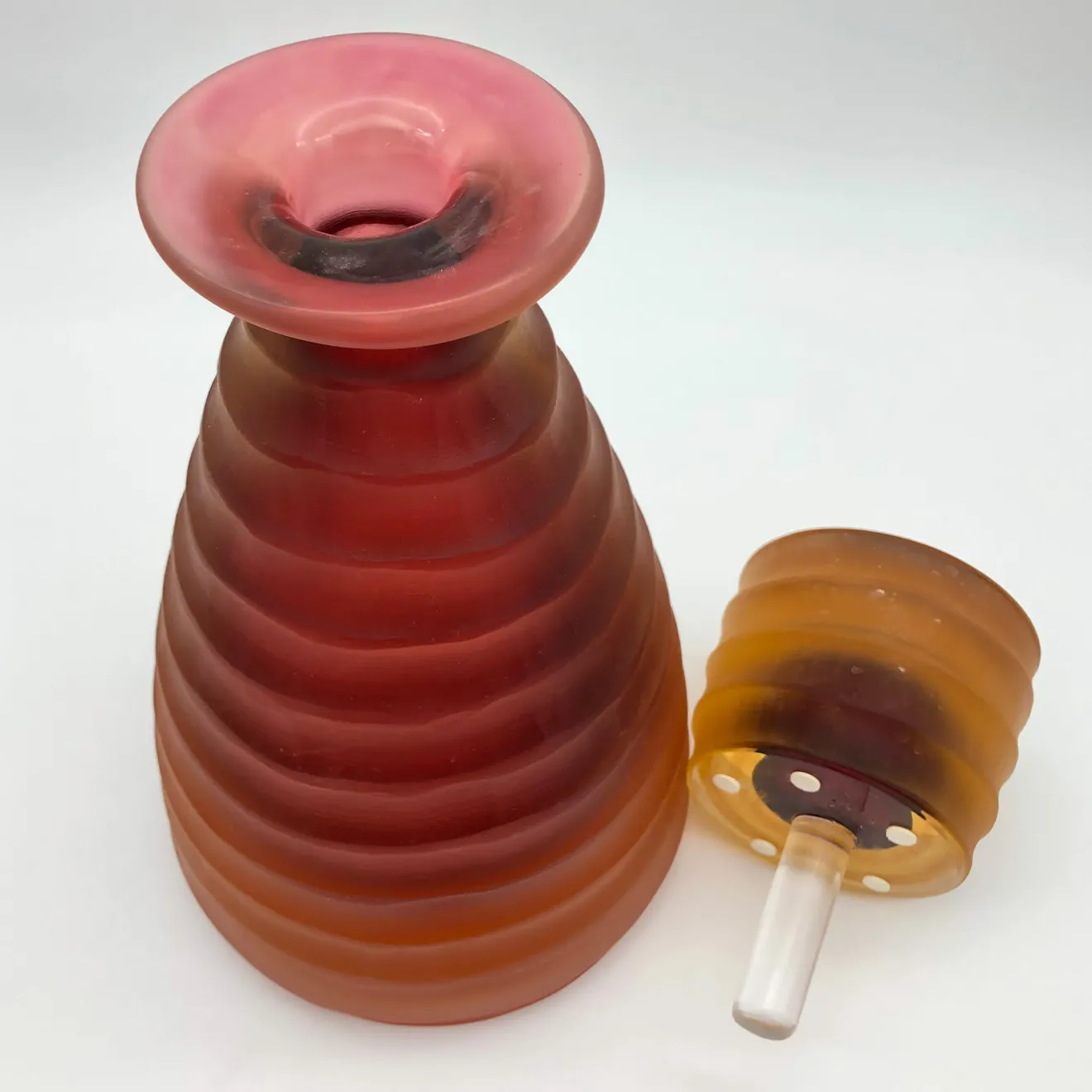 Ars Murano Bottiglia bassa in rubino di Achille D'Este