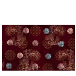 Officinarkitettura Carta da parati Chinese plates rossi e dorati con motivo a pavoni