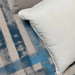 Villa Como Coperta a righe con frange beige dipinta a mano