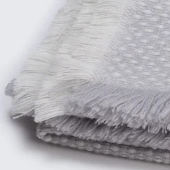 Masserano Cashmere Coperta grigia Vida Pearl