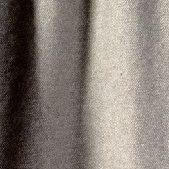 The House of Lyria Coperta Rigoroso con frange in cashmere e lino policromatico