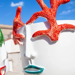 Patrizia Italiano Corallina La ragazza che difende il mare Vaso a forma di testa