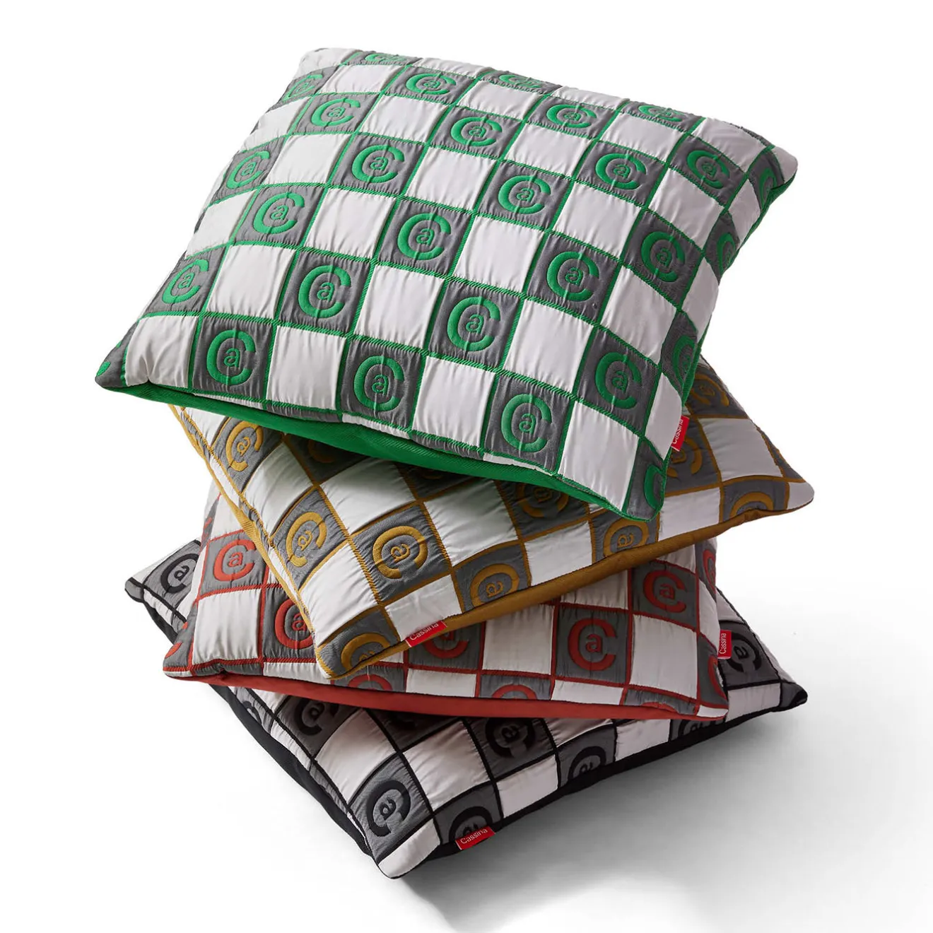 Cassina Cuscini decorativi con cornice a scacchi #1