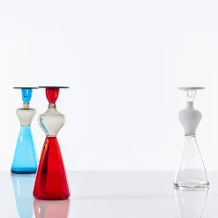 Venini Donna Campigliesca Vaso antropomorfo in vetro bianco di Gio Ponti