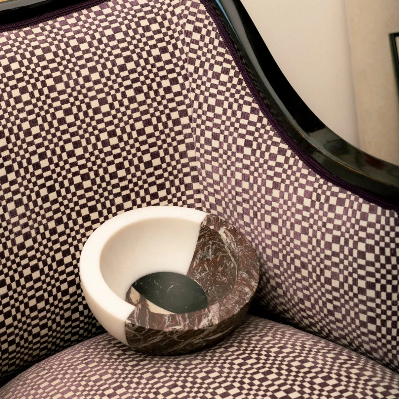 MMairo Grande ciotola in marmo multicolore Gae di Arthur Arbesser