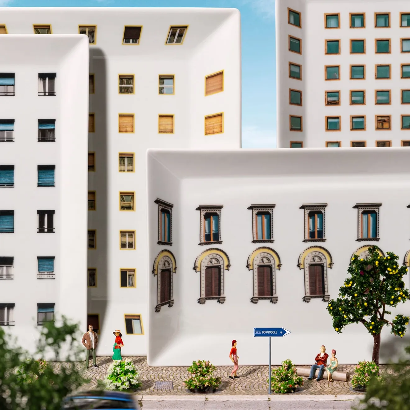 Grand Tour by Vito Nesta La Finestra Sul Cortile Piccola Videopoche rettangolare in porcellana #1