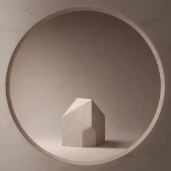 Salvatori La scultura in travertino Petra di Patricia Urquiol di Village-Kore