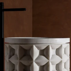 Kreoo Lavabo in marmo Bianco del Re a colonna cilindrica Dawn