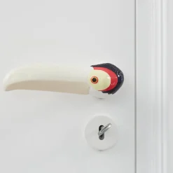 NIVA Design Maniglia colorata Tucano di Nicole Valenti