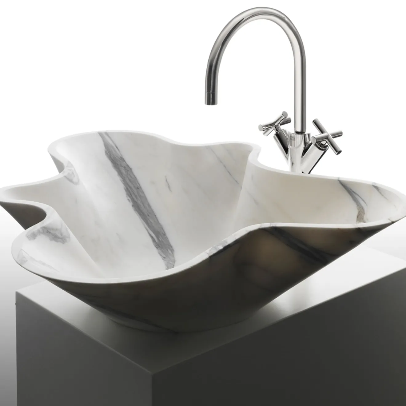 Kreoo Nabhi Collection Lavabo Bowl N.1 in Calacatta Carrara