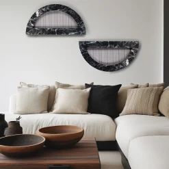 Chendù ORU Collection Decoro da parete a mezzo cerchio in marmo nero di Marquinia