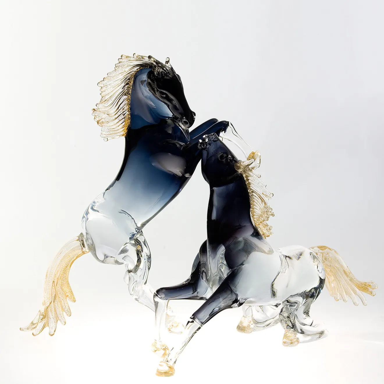 Zanetti Murano Piccolo cavallo seduto in vetro nero