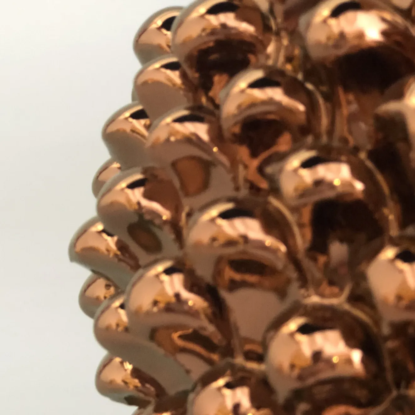 Tuttoattaccato Pigna siciliana Taormina in bronzo terracotta