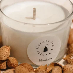 Carola fra i Trulli Portacandele Trullo bianco e nero