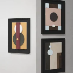 Giobagnara Scultura decorativa da parete Tabou con cornice nera #1