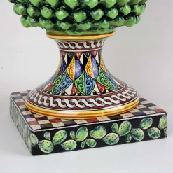 Alessandro Iudici Scultura di pigna verde siciliana di grandi dimensioni