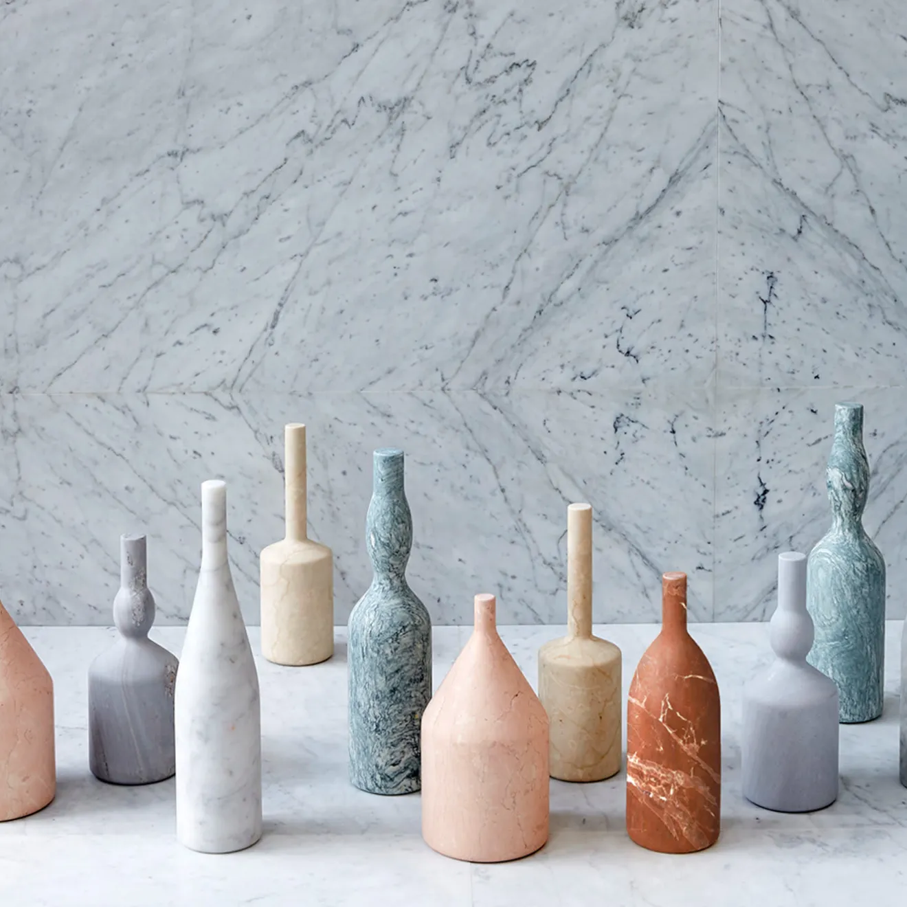 Salvatori Scultura Omaggio a Morandi in marmo cipollino