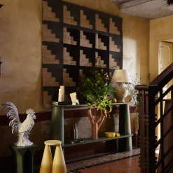 Salvatori Scultura Omaggio a Morandi in marmo Rosso Collemandina