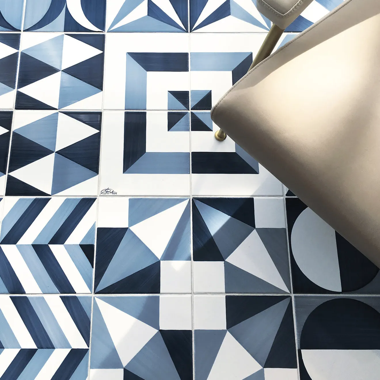 Francesco De Maio Set di 25 piastrelle Blu Ponti Decorazione Tipo 27 di Gio Ponti