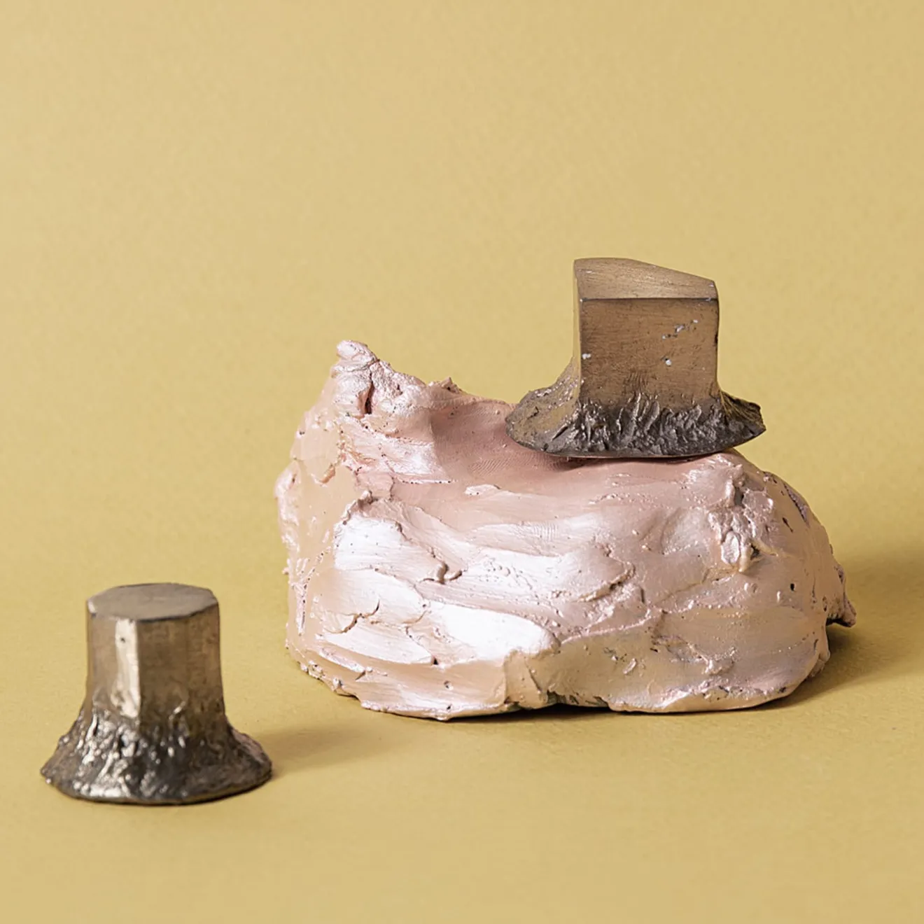 NIVA Design Set di 4 pomelli in ottone per porte Solido #4 di Nicole Valenti