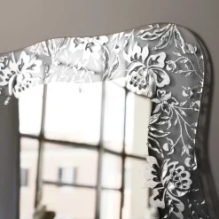 Melting Mirrors Specchio da parete Sinuoso Ondine argento