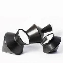 Studio Lievito Specchio da tavolo Nero 30 bucchero di e Maddalena Vantaggi