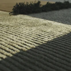 Carpet Edition Tappeto Selce #2 Blu Goethite di Studio Salaris