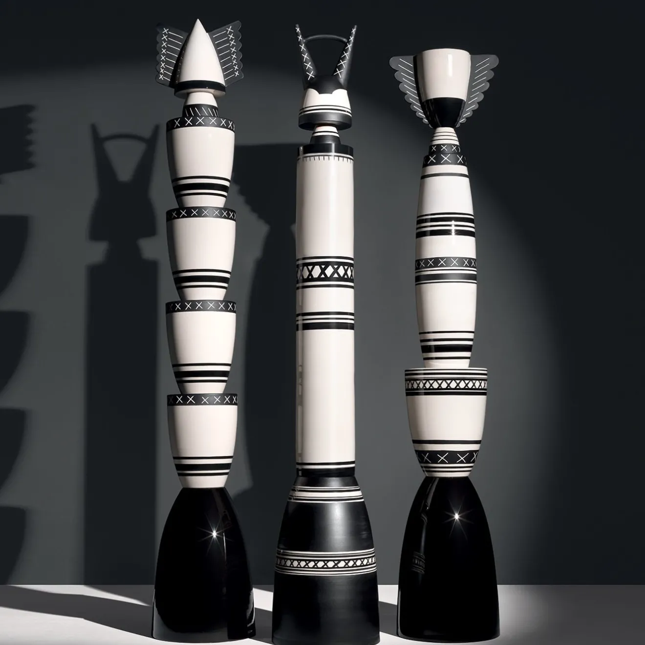 Rometti Totem Il Celebrante #2 di Ugo La Pietra