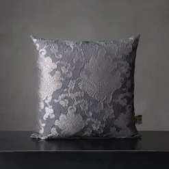 The House of Lyria Tweedia Cuscino quadrato in jacquard azzurro floreale