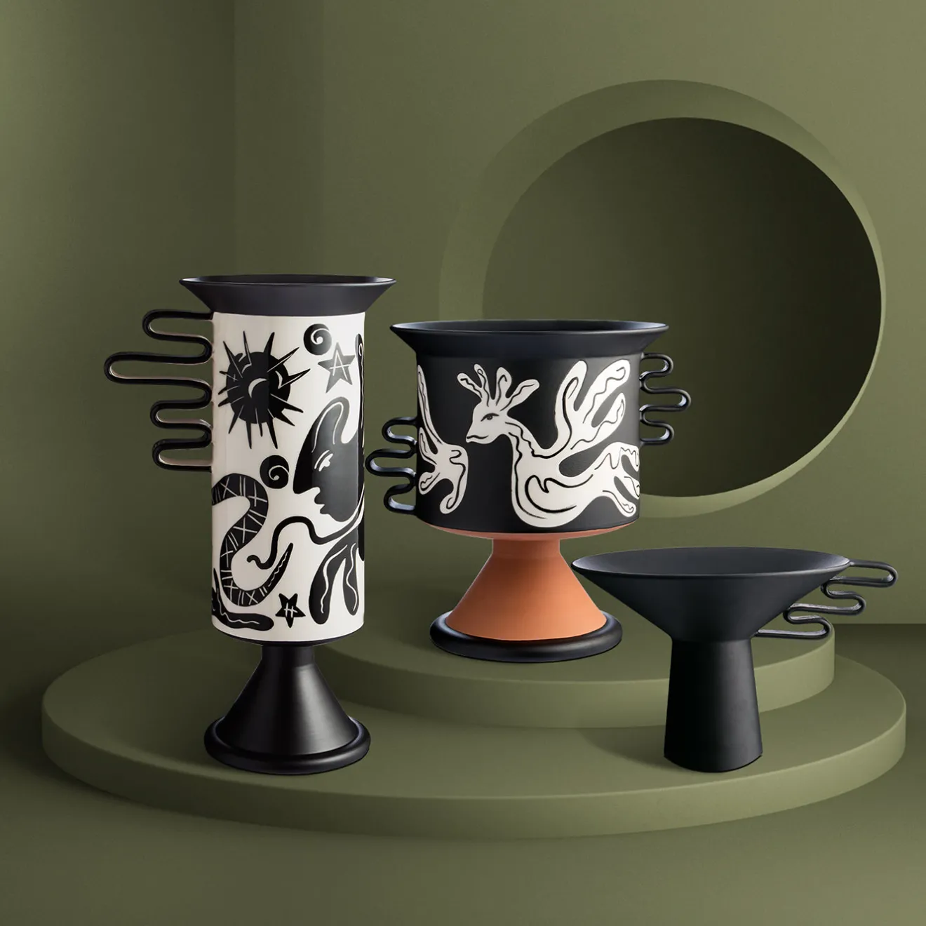 Rometti Vaso Chauc in smalto nero opaco di Jean-Christophe Clair
