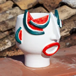 Patrizia Italiano Vaso con testa di venditore di angurie di Riccardo Street