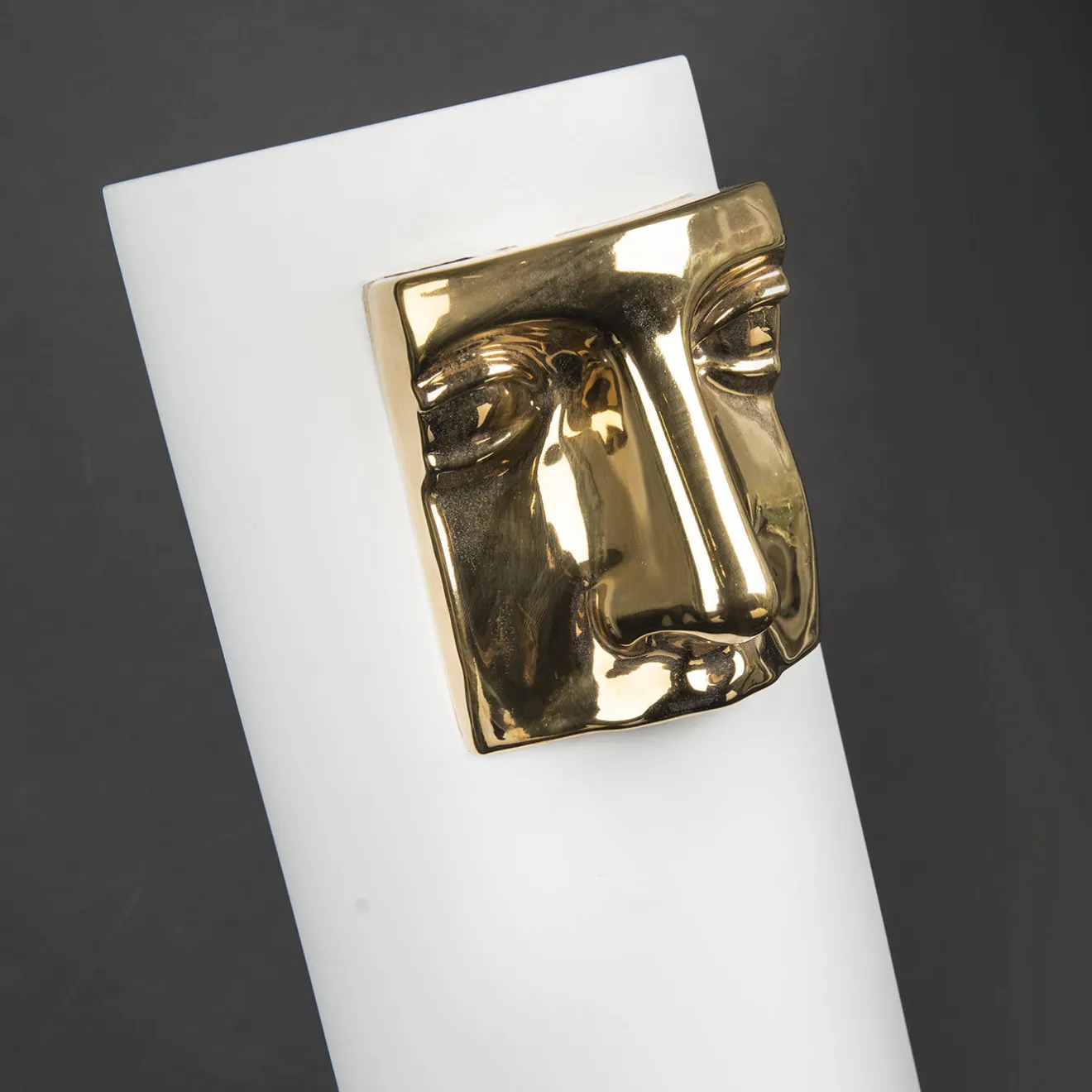 VGnewtrend Vaso Juno's Nose Bianco e Oro