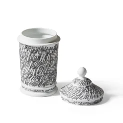 Cassina Vaso Post Scriptum in bianco e nero con coperchio di Formafantasma